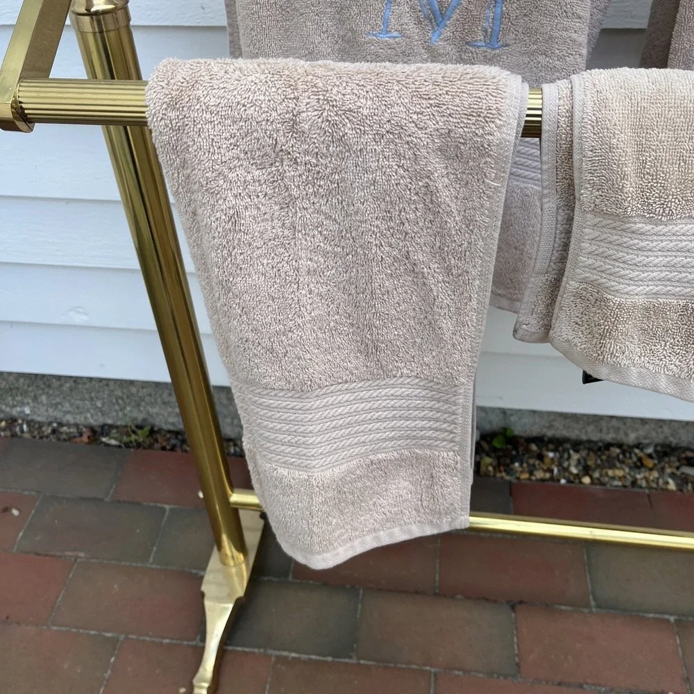 Ralph Lauren Beige Towels Set 5 Pc Bath, Hand Towel, Wash Cloth, Used M Monogram
